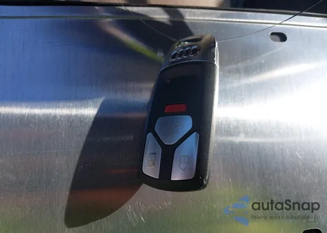 2022 Audi A4 Premium Plus 45 Tfsi S Line Quattro S Tronic z USA, uszkodzony, nr VIN WAUEAAF47NN014763